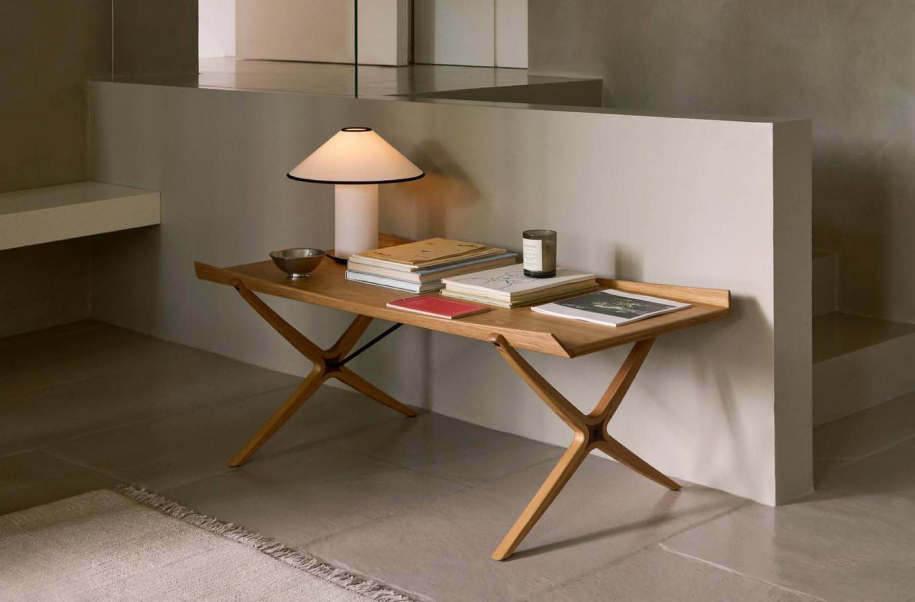 Table basse 'X'</br>'&Tradition'.