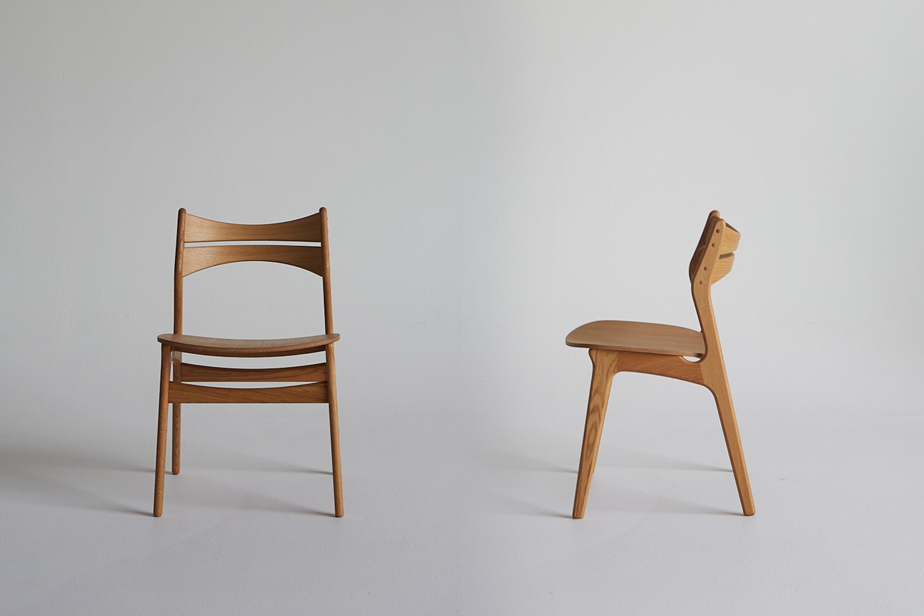 Chaise de Table 'Jazz'</br>'Skovgaard Jensen'. Plusieurs finitions – Image 3