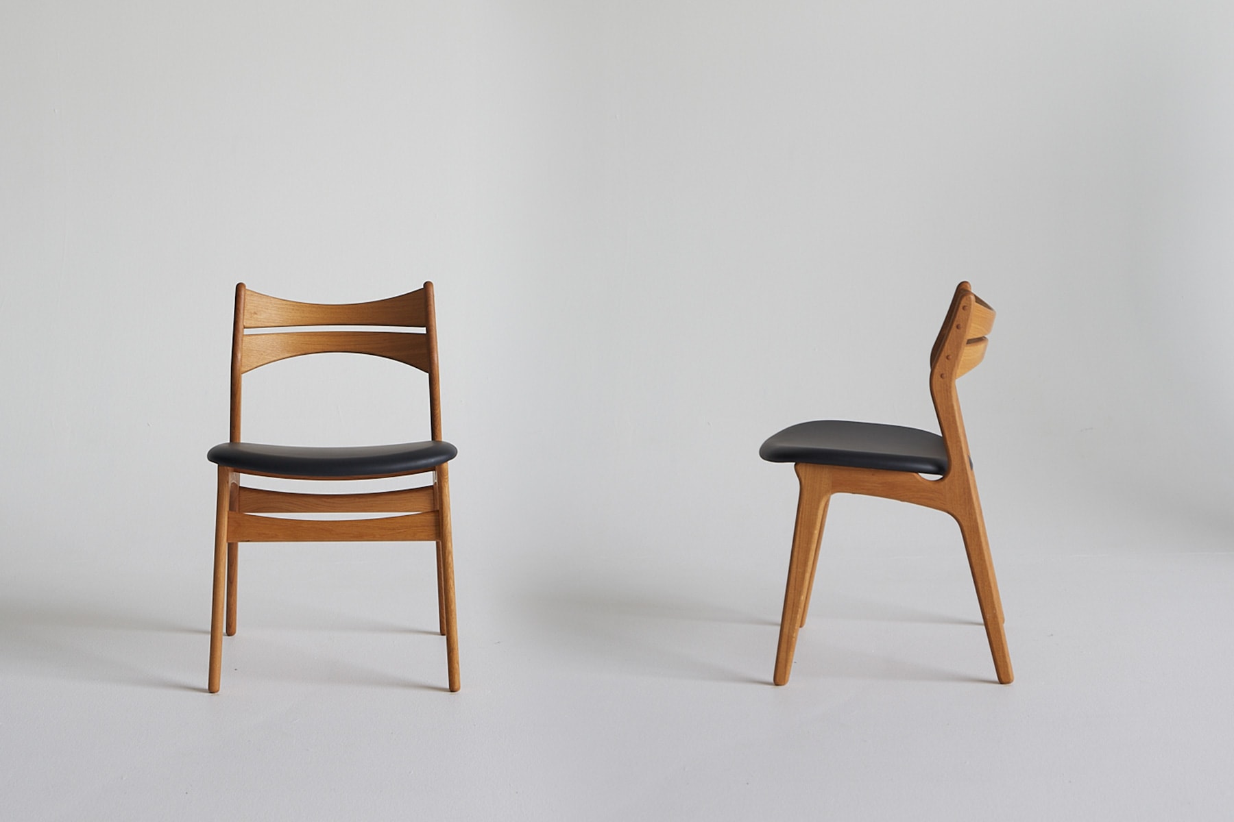Chaise de Table 'Jazz'</br>'Skovgaard Jensen'. Plusieurs finitions – Image 4