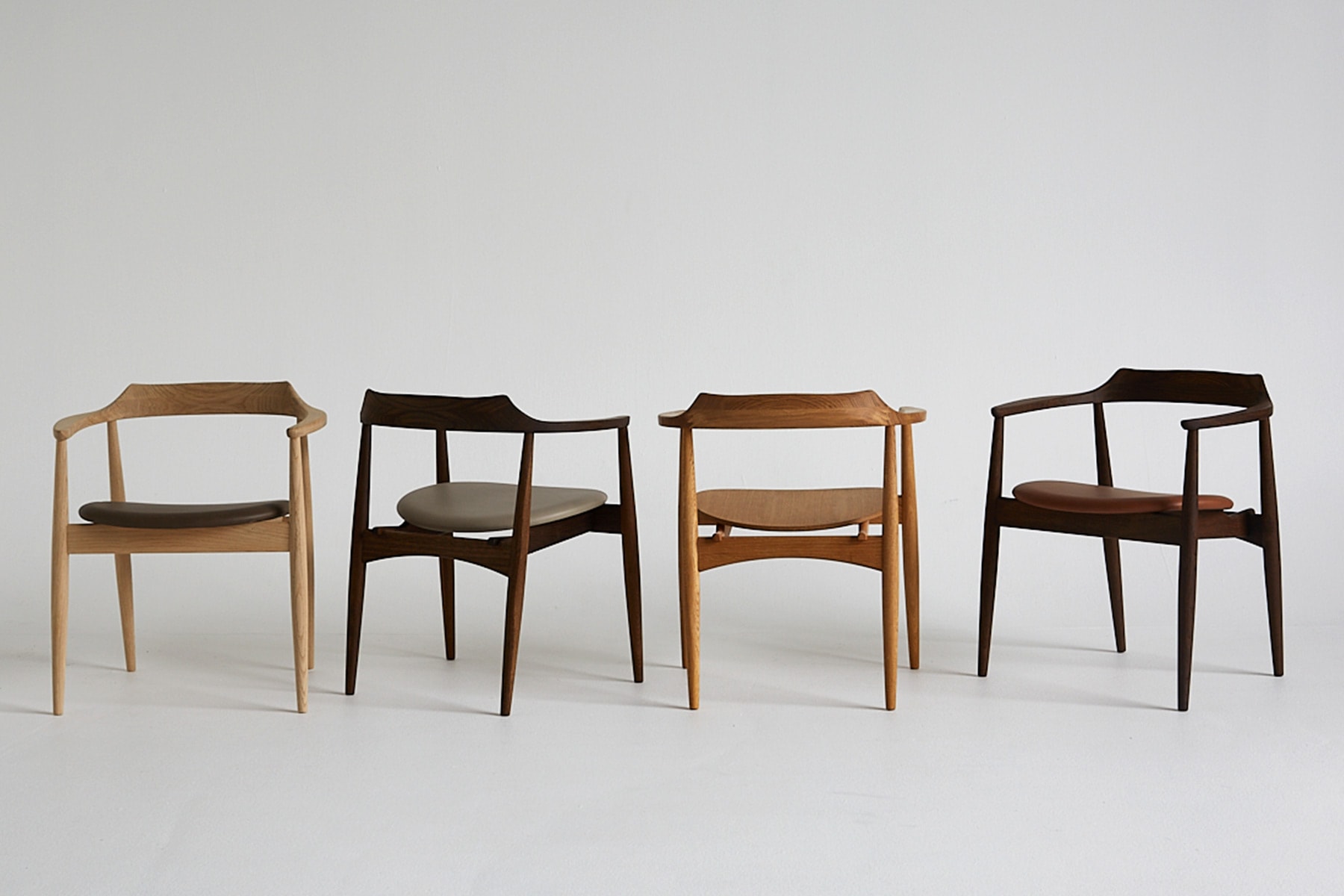 Chaise 'Oval'</br>'Skovgaard Jensen'. Plusieurs finitions – Image 6