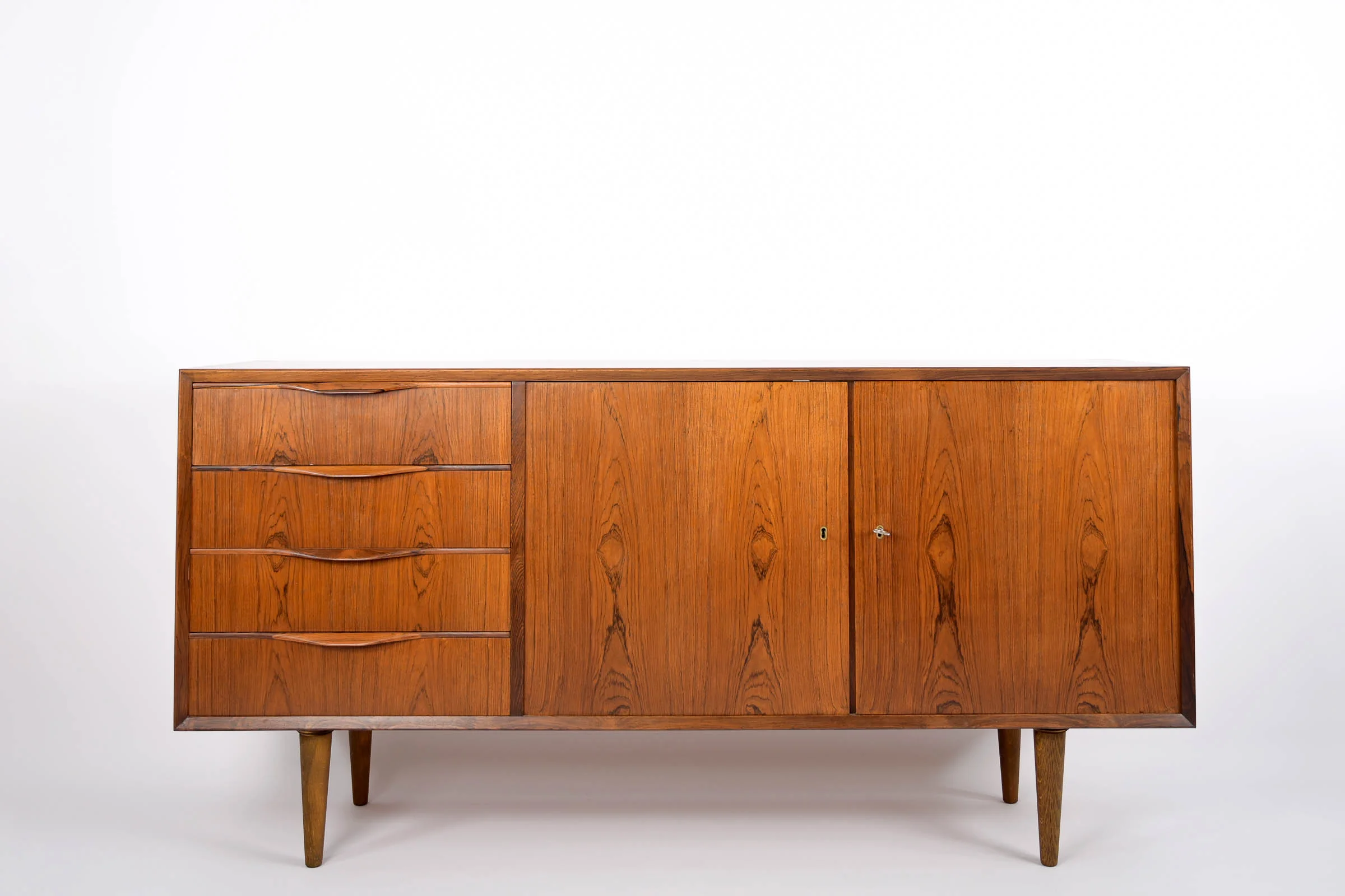 Enfilade en Palissandre de Rio </br>Designer: 'Erling Torvitz' – Image 2