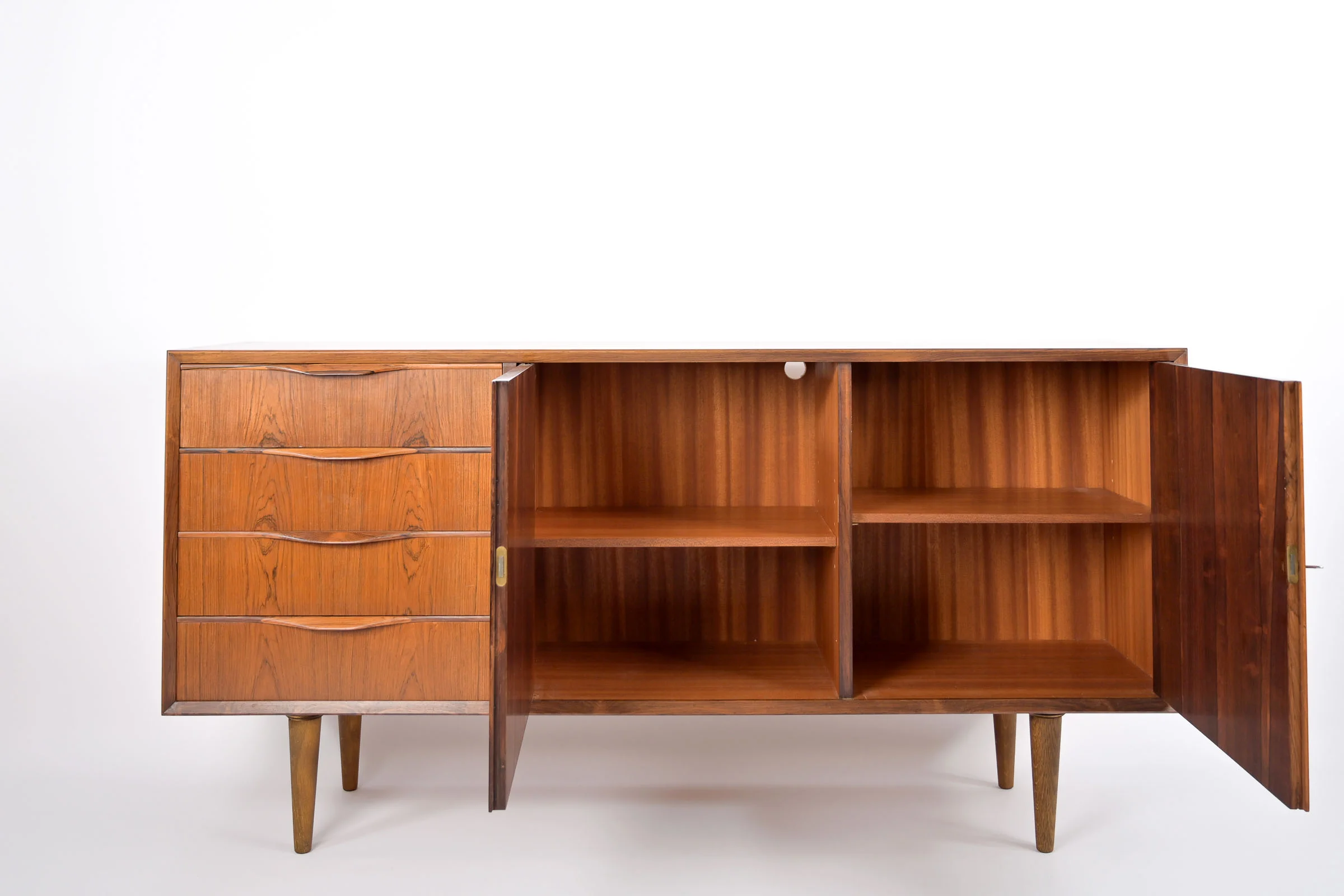 Enfilade en Palissandre de Rio </br>Designer: 'Erling Torvitz' – Image 4