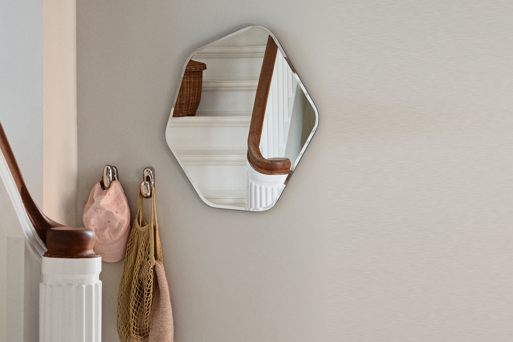 Miroir 'Ruby'</br>Marque: 'Broste'. 2 tailles – Image 2