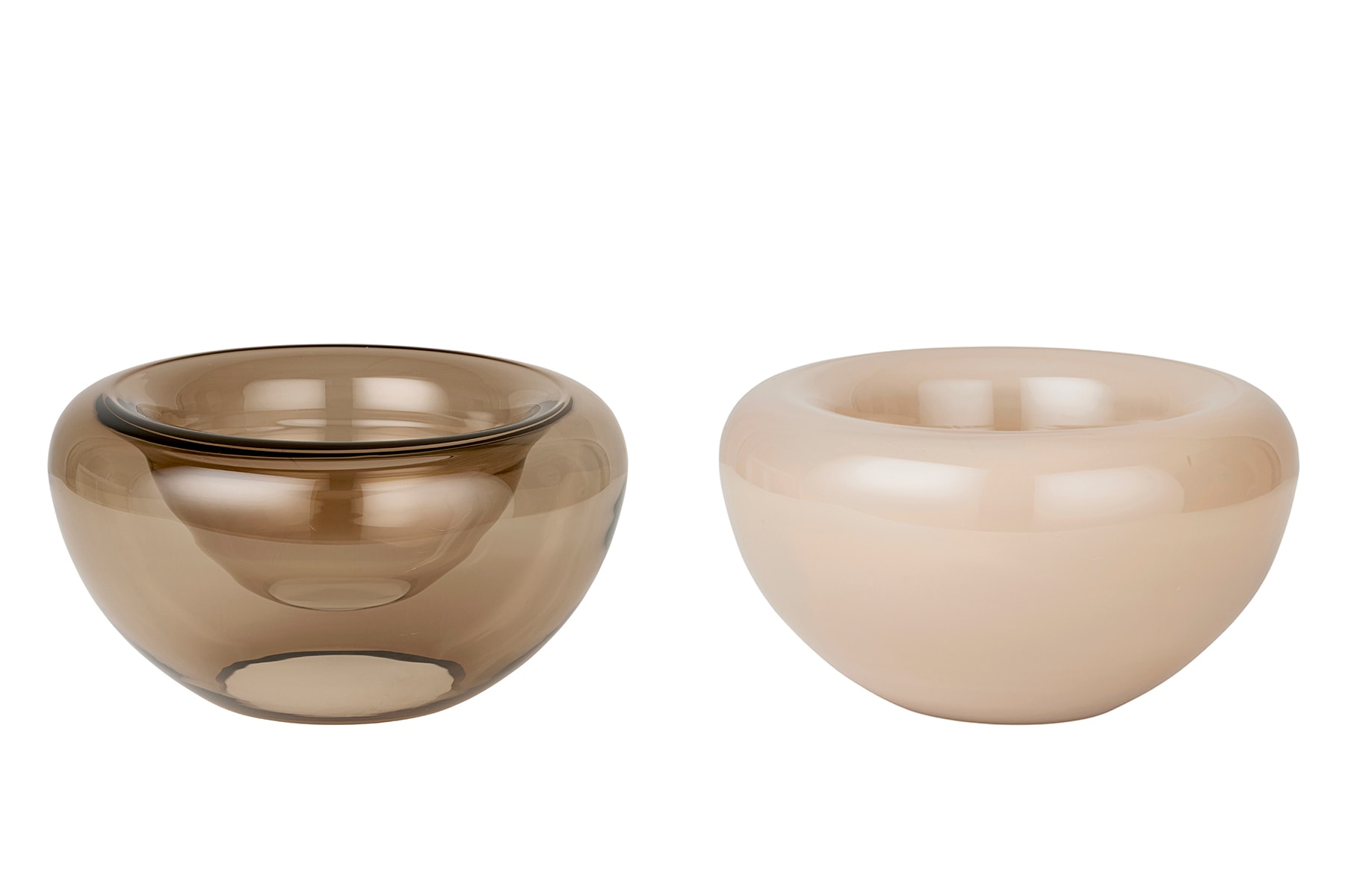 Bol en Verre 'Opal Bowl S'</br>Marque: Kristina Dam. 2 coloris