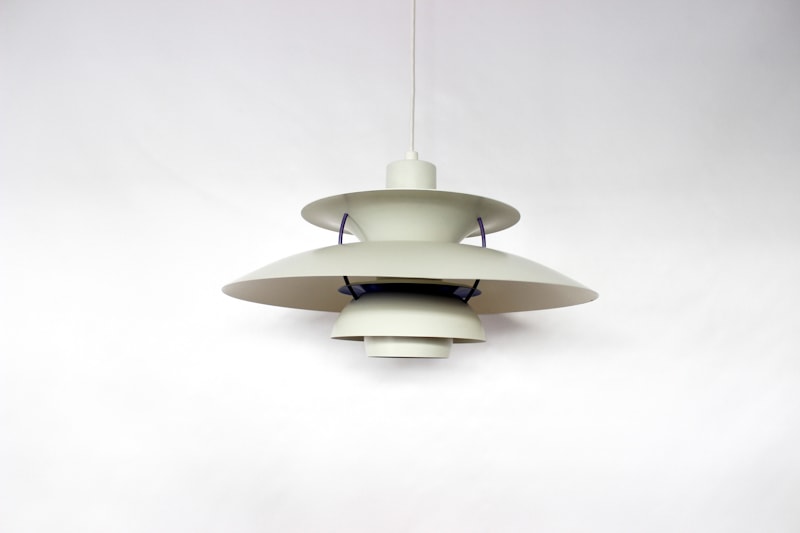 Suspension Modèle 'PH5' </br>Designer: 'Poul Henningsen' – Image 2